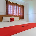 RedDoorz near Stasiun Juanda Jakarta